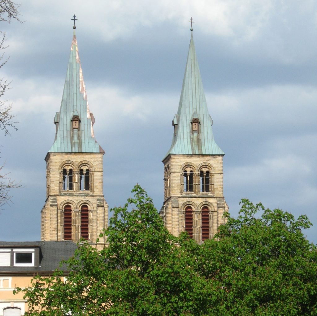 Türme der Marienkirchtürme in Landau