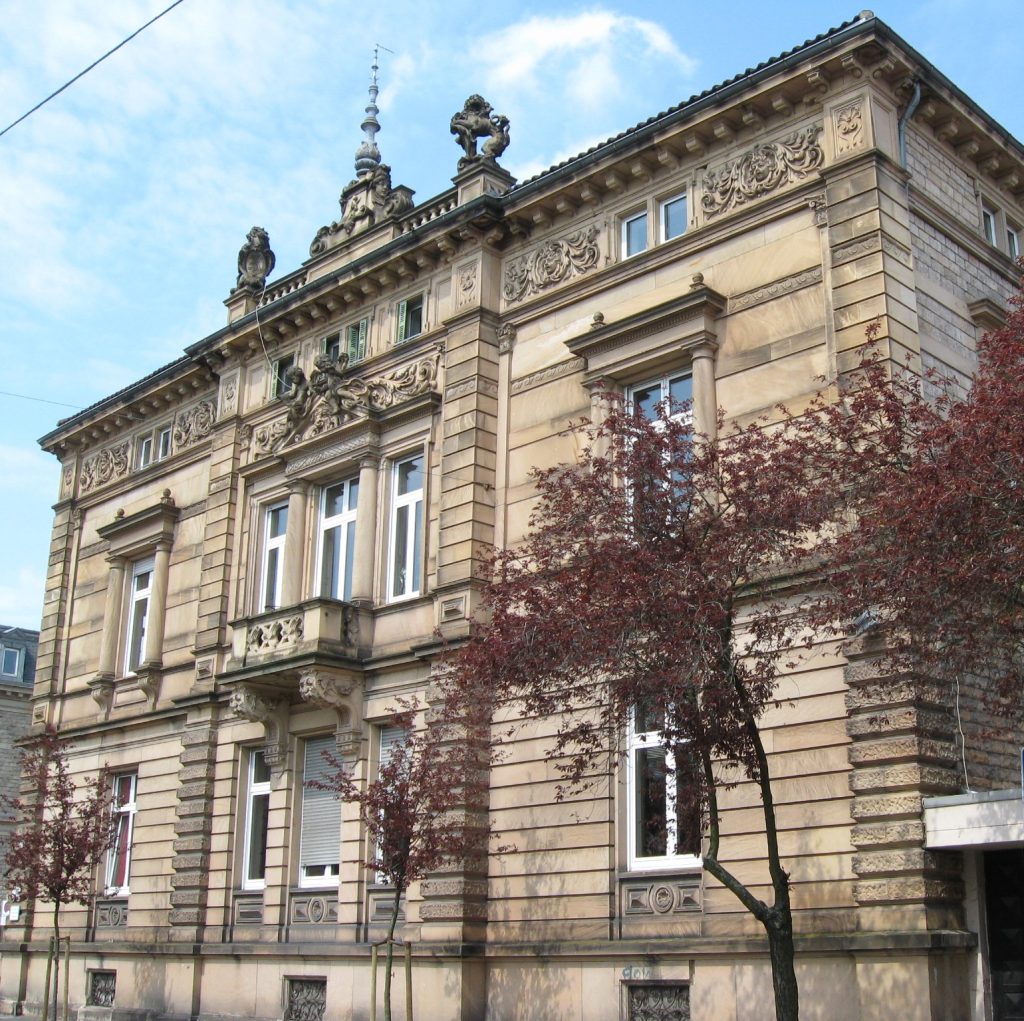 Haus aus der Gründerzeit/Landauer Ringstraßenarchitektur